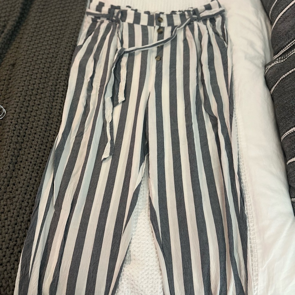American Eagle Outfitters Black and White Striped Chinos